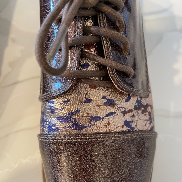 Vanessa Wu Derby Shoes - Picture 9 of 13